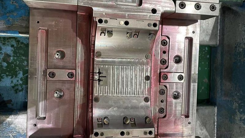 压铸模具寿命的精准计算：关键因素与评估方法