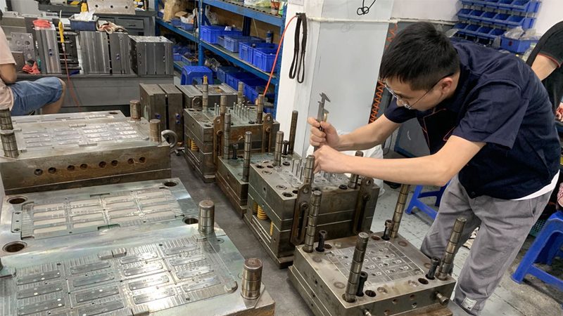 塑胶模具设计标准规范解析：全面掌握设计要领